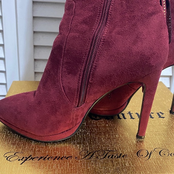 Lady Couture High Heel Fringe Boots - Picture 6 of 11